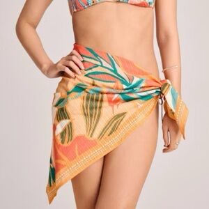 Vitamin A Women's OS Multiwear Sarong Scarf Cover Up Beach Vacation Tube Top Or